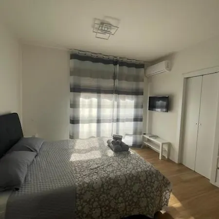 Monolocale Con Terrazzo Apartamento