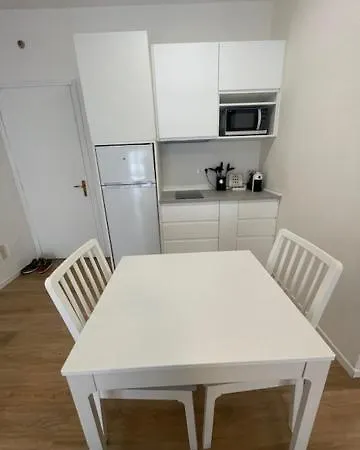 Monolocale Con Terrazzo * Modena