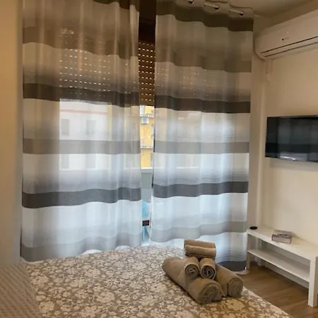 Apartamento Monolocale Con Terrazzo