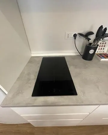 Monolocale Con Terrazzo * Modena